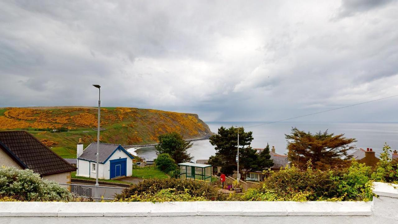 Puffins Nest Villa Gardenstown Exterior photo