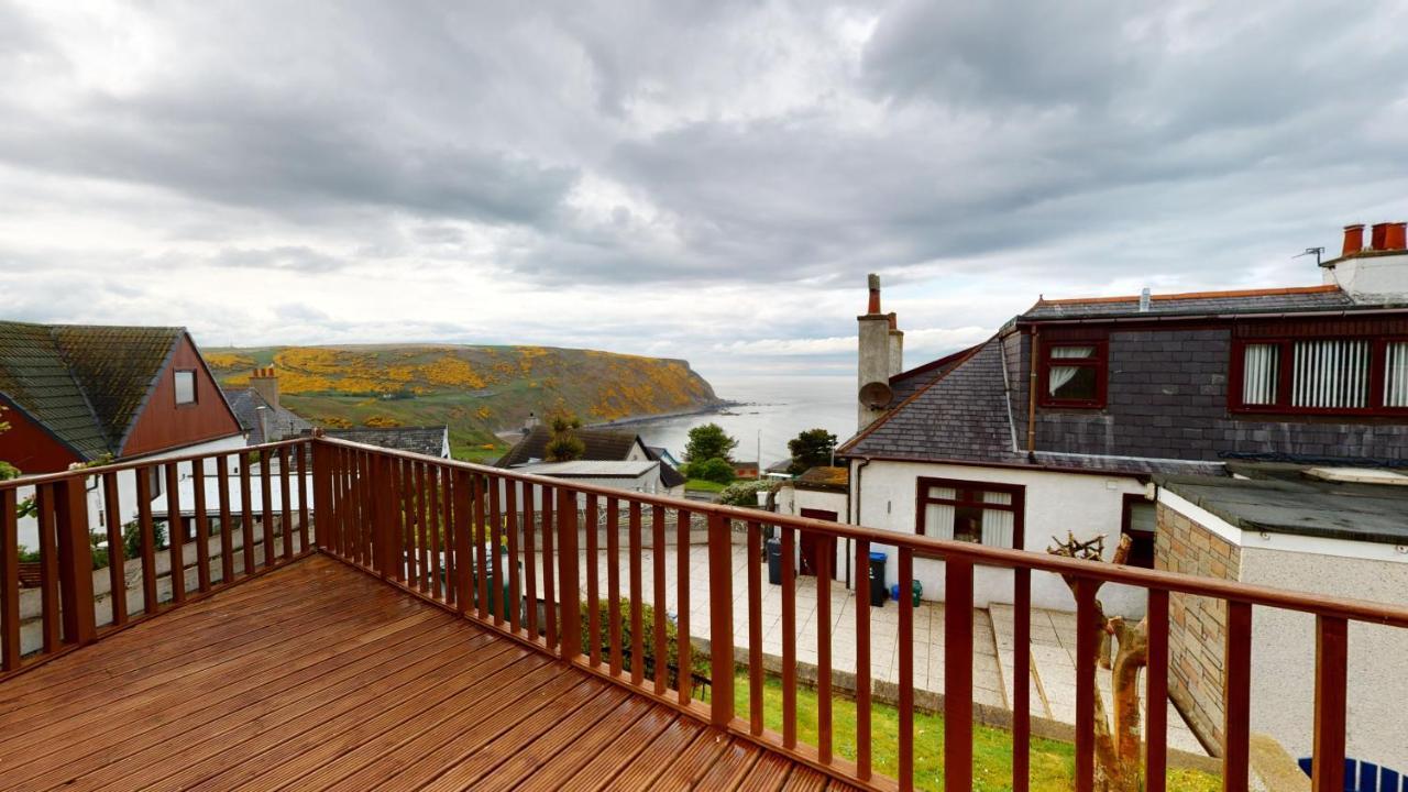 Puffins Nest Villa Gardenstown Exterior photo